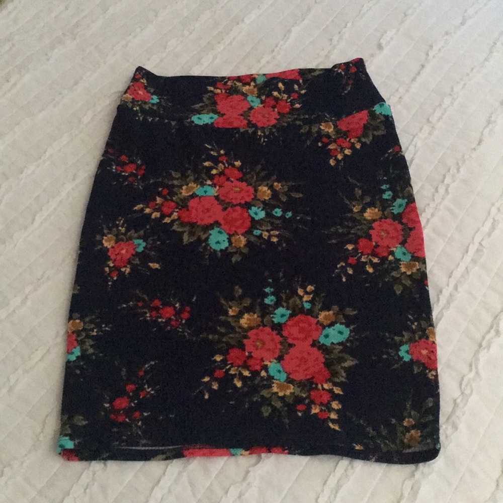 LueLaRoe M pencil Skirt EUC